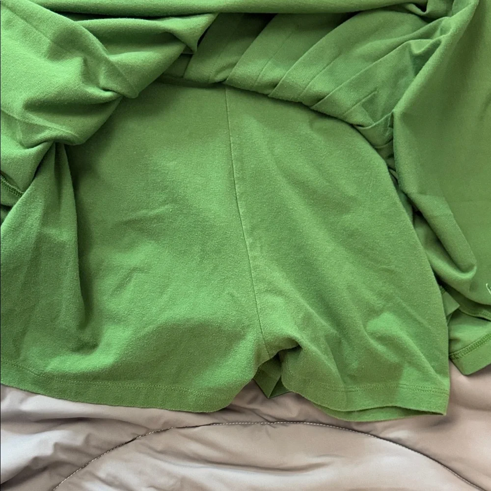 PINK Victoria’s Secret Green Pleated Mini Tennis Skort Size Medium